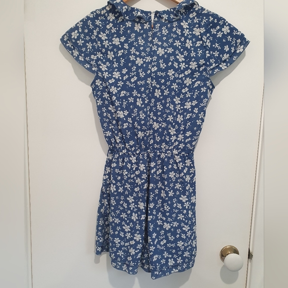 DIVIDED H&M size 8 (EUR 34/US 4) blue/white floral playsuit - Picture 6 of 8